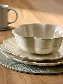 Eetservies En Pastaschalen*Next 12 Piece Handpainted Stripe Dinner Set