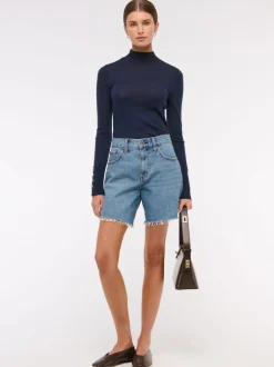 Shorts*Abercrombie & Fitch High Rise Loose Denim Shorts With Fray Hem