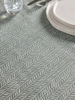 Tafellinnen En Placemats |Tafelgerei|Next Afveegbaar tafelkleed met visgraatmotief