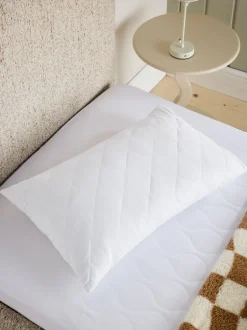 Dekbedden En Kussens*Next Anti-allergiebeschermer voor kinderen