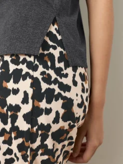 Pyjama's|Loungewear|Next Antraciet met luipaardprint - Pyjama met korte mouwen