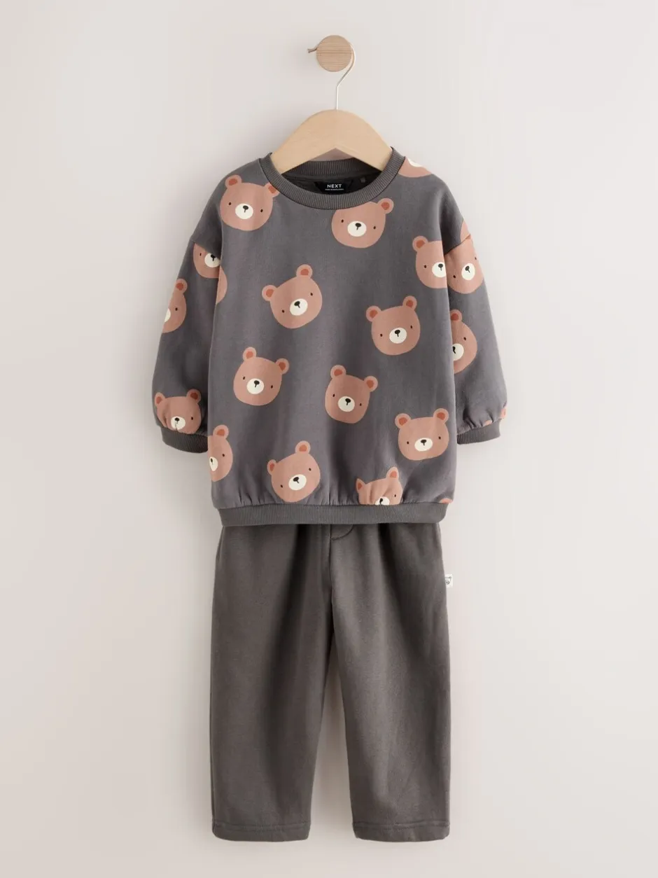 Truien En Breisels|Joggingbroeken|Next Antracietgrijze beer all-over print - Set met sweatshirt en joggingbroek met strepen (3mnd-7jr)