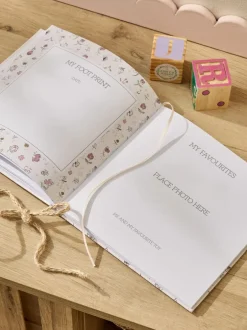 Thuiskantoor*Next Baby Born in 2026 recordboek voor meisjes