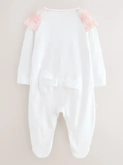 Babypakjes En Babypyjama's|Baker by Ted Baker - Born in 2026 - Witte pyjama met konijntjes