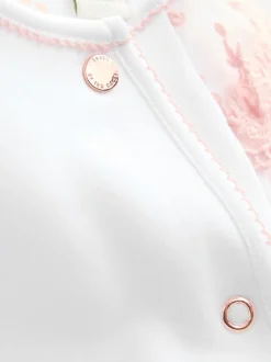 Babypakjes En Babypyjama's|Baker by Ted Baker - Born in 2026 - Witte pyjama met konijntjes