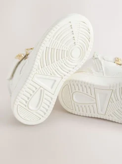 Sneakers*Baker by Ted Baker Girls White Charm Hi-Top Trainers