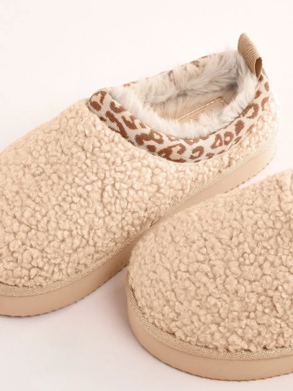 Pantoffels|Lipsy - EVA pantoffels met luipaardprint afwerking, borg en fluffy slip-on Klomp Beige