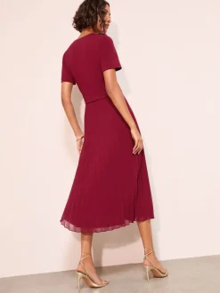 Gelegenheidskleding|Friends Like These - Button Down 2-In-1 Pleated Dress Bessenrood