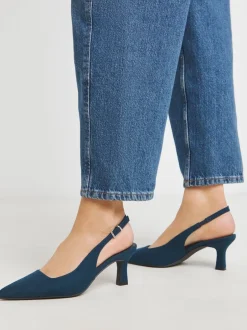Ruimvallend En Extraruimvallend|JD Williams - Pointed Toe Slingback Heels Blauw