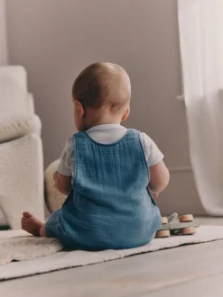 Rompertjes En Tuinbroeken|Next Blauw met beren - Woven Dungarees and Bodysuit Baby Set (0mths-2yrs)
