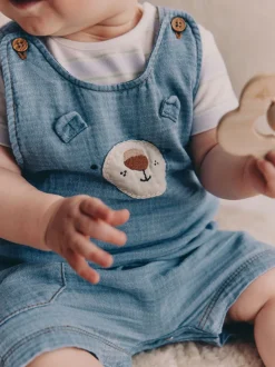 Rompertjes En Tuinbroeken|Next Blauw met beren - Woven Dungarees and Bodysuit Baby Set (0mths-2yrs)