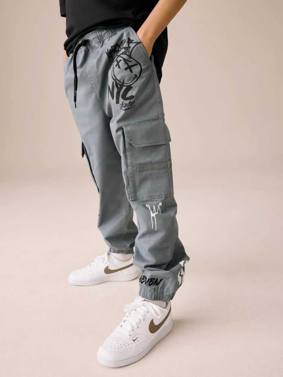 Broeken En Chino's|Next Blauw met graffitiprint - Cargobroek (3-16 jr)