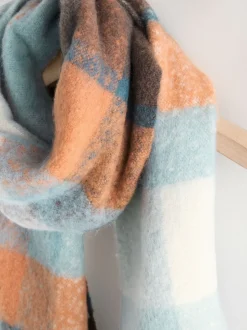 Mutsen, Handschoenen En Sjaals*Next - Zware sjaal van geborstelde stof Blauw/oranje