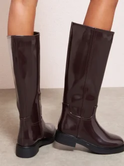 Ruimvallend En Extraruimvallend|Boots|Friends Like These - Faux Leather Casual Flat Pull On Knee High Long Riding Boots Bordeauxrood