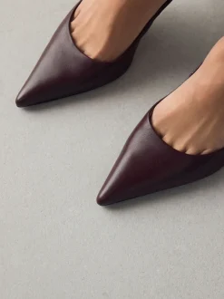 Ruimvallend En Extraruimvallend|Schoenen Met Hakken|Next Bordeauxrood - Leren mid-court pumps