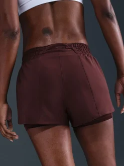Shorts|Nike - Dri-FIT One 3 Inch 2-In-1 shorts met halfhoge taille Bourgondië crush