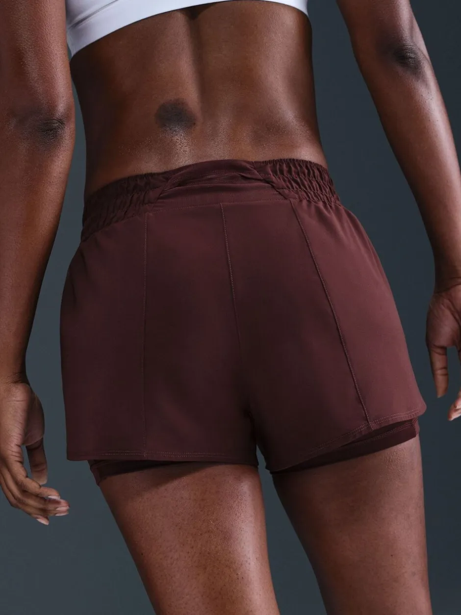 Shorts|Nike - Dri-FIT One 3 Inch 2-In-1 shorts met halfhoge taille Bourgondië crush