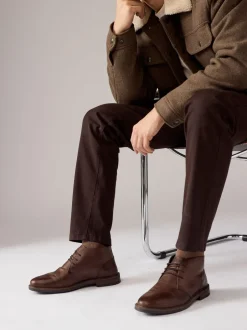 Boots|Next - Chukka-laarzen van gewaxt leer Bruin
