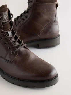 Boots*Next - Leren borggevoerde laarzen met rits Bruin