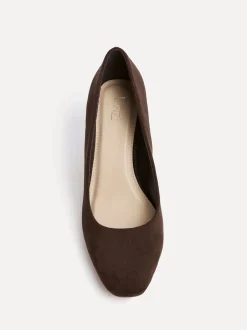 Schoenen Met Hakken|Linzi - Agenda Block Heel Courts Bruin