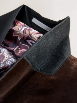 Smokings En Feestkleding*Next - Normale Pasvorm - Signature Pontoglio Italiaanse fluwelen blazer met sjaalkraag Bruin