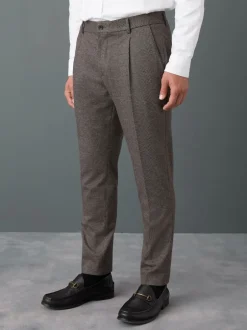 Formele Broek|Broeken En Chino's*Next - Slim fit getextureerde broek met elastische achterkant en stretchy Bruin