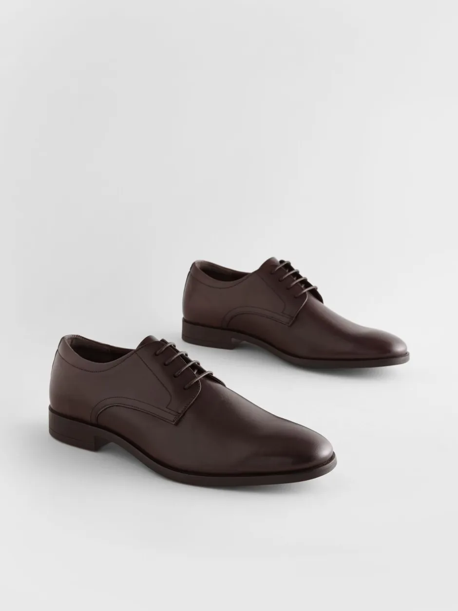 Schoenen|Formele Schoenen|Next - Standaard pasvorm - Egaal leren derbyschoenen Bruin