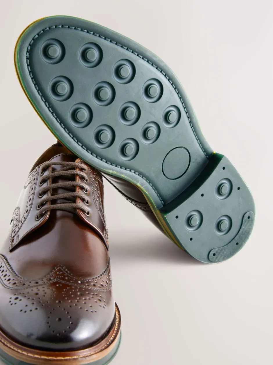 Schoenen|Formele Schoenen*Next - Standaard pasvorm - Leren brogues met contrasterende dikke zool Bruin