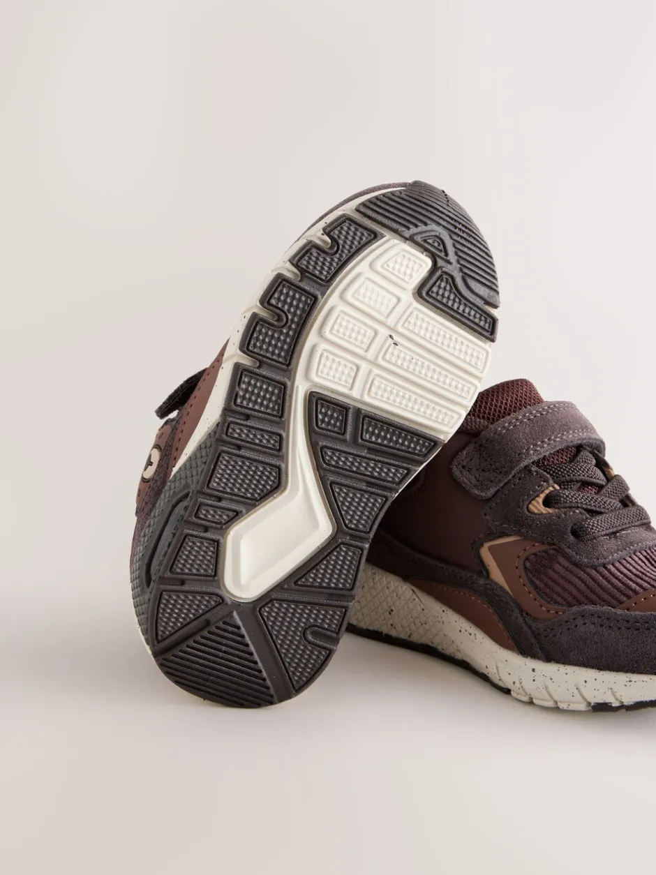 Sneakers|Next Bruin met beer - Elastische sportschoenen