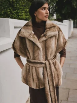 Jassen En Jacks|Next Camel - Faux Fur Tie Waisted Gilet