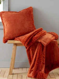 Catherine Lansfield|Kussentjes En Plaids*Catherine Lansfield - Zachte, behaaglijke sprei van fluweel en imitatiebont Oranje