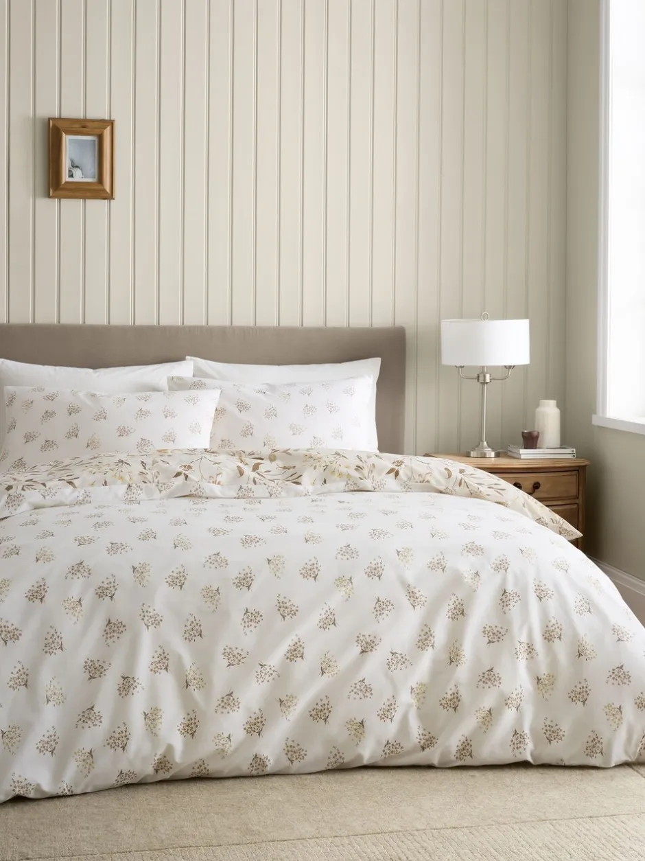 Catherine Lansfield|Catherine Lansfield Isadora Floral Reversible Duvet Cover Set Natuurlijk
