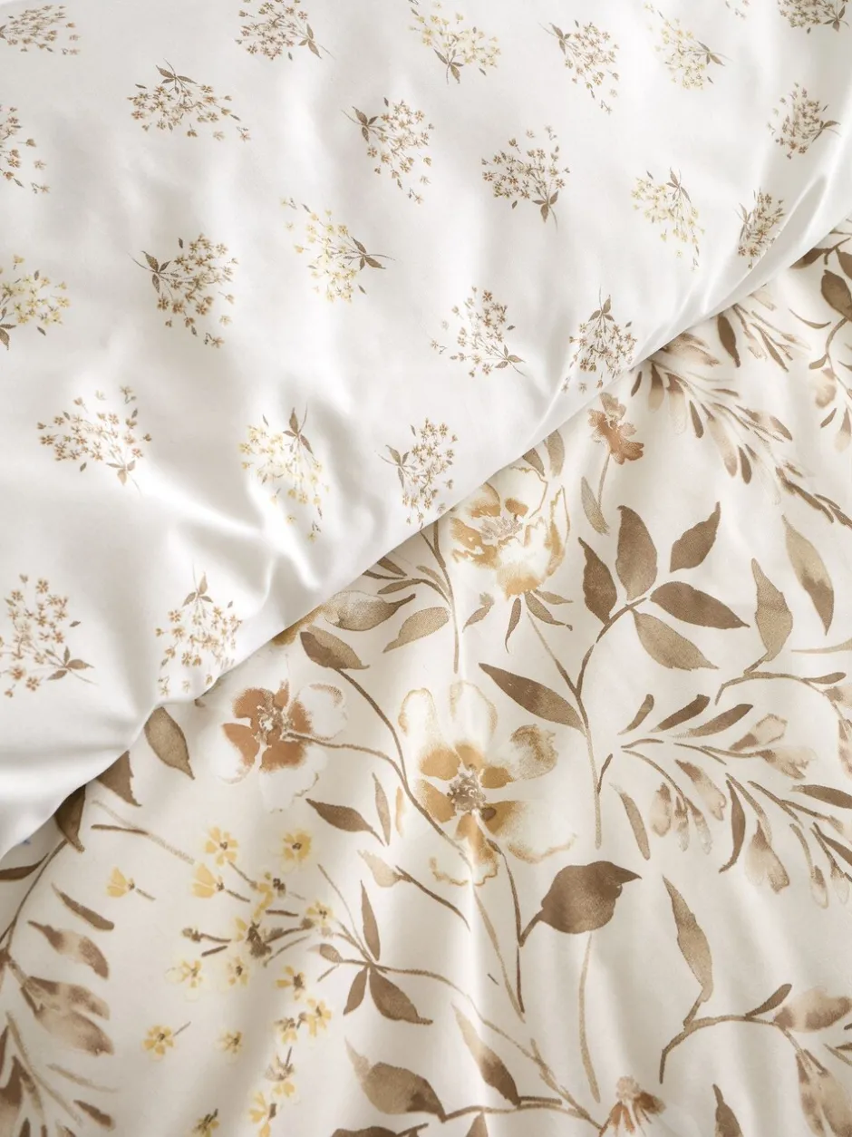 Catherine Lansfield|Catherine Lansfield Isadora Floral Reversible Duvet Cover Set Natuurlijk