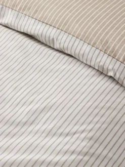 Catherine Lansfield|Catherine Lansfield Oxford Pinstripe Reversible Duvet Cover Set Natuurlijk