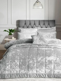 Catherine Lansfield|Catherine Lansfield sprei van gekreukt fluweel Zilver