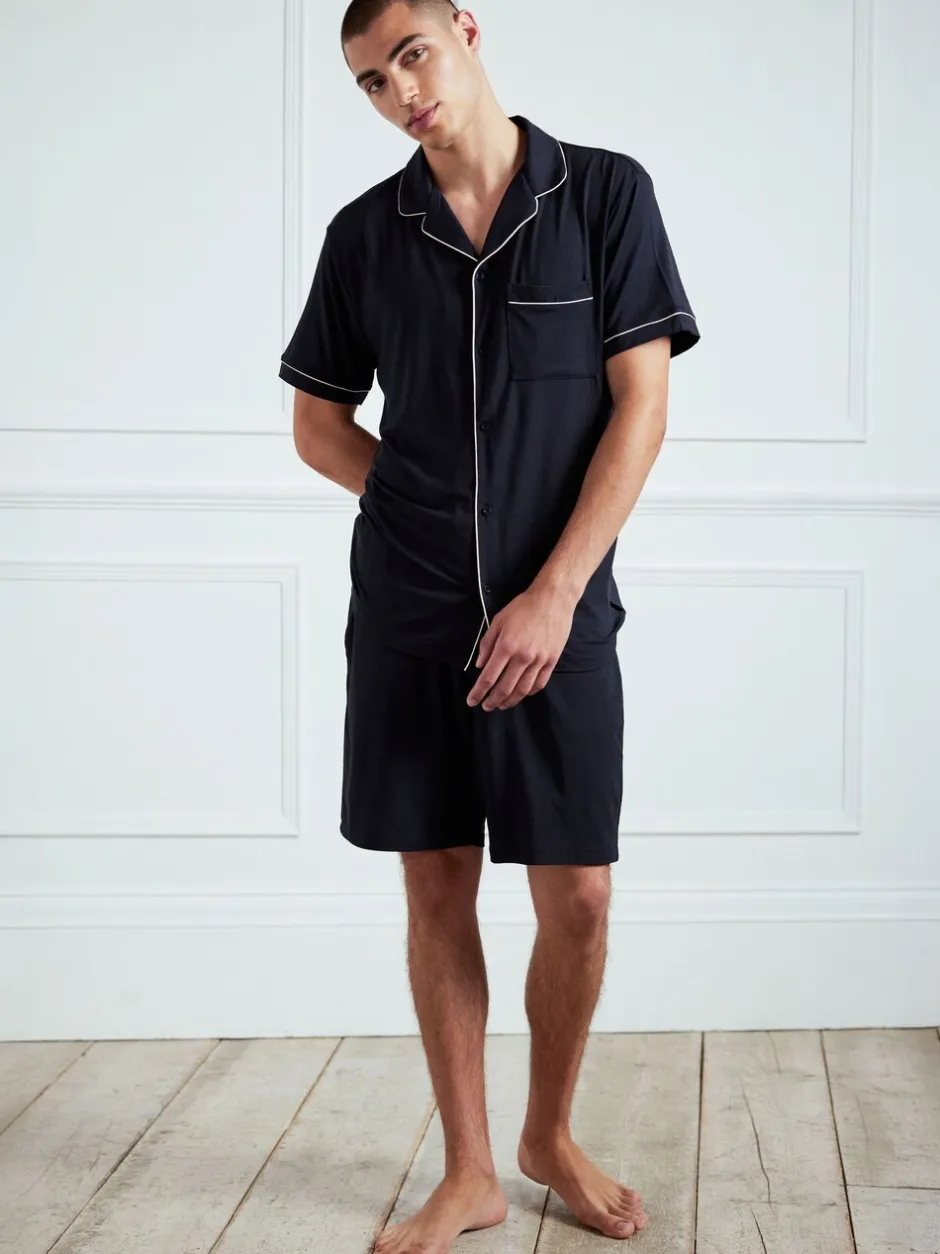 Pyjama's*Chelsea Peers TENCEL™ modal pyjamaset met korte mouwen en knopen