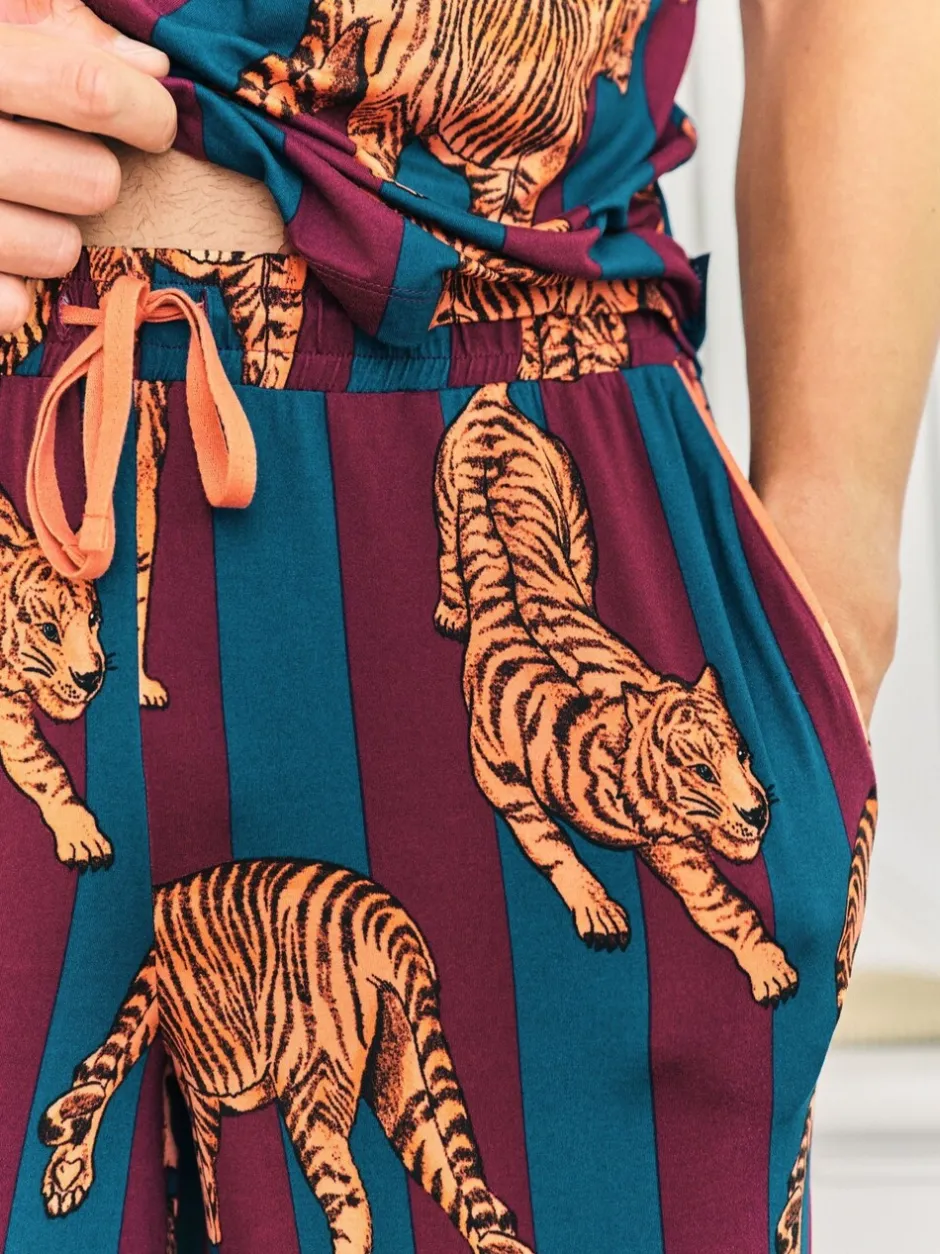 Pyjama's*Chelsea Peers Tiger Stripe Print Long Pyjamas Set