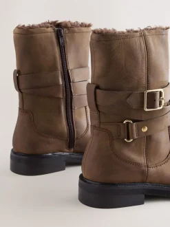 Ruimvallend En Extraruimvallend|Boots|Next - Forever Comfort® Borg Lined Buckle Trim Ankle Boots Chestnut Brown Oiled Leather