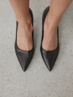 Schoenen Met Hakken*Next - Forever Comfort® Point Toe Court Heels Chocoladebruin
