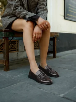 Lage Schoenen|Next - Forever Comfort® Penny loafers met ronde neus Chocoladebruin
