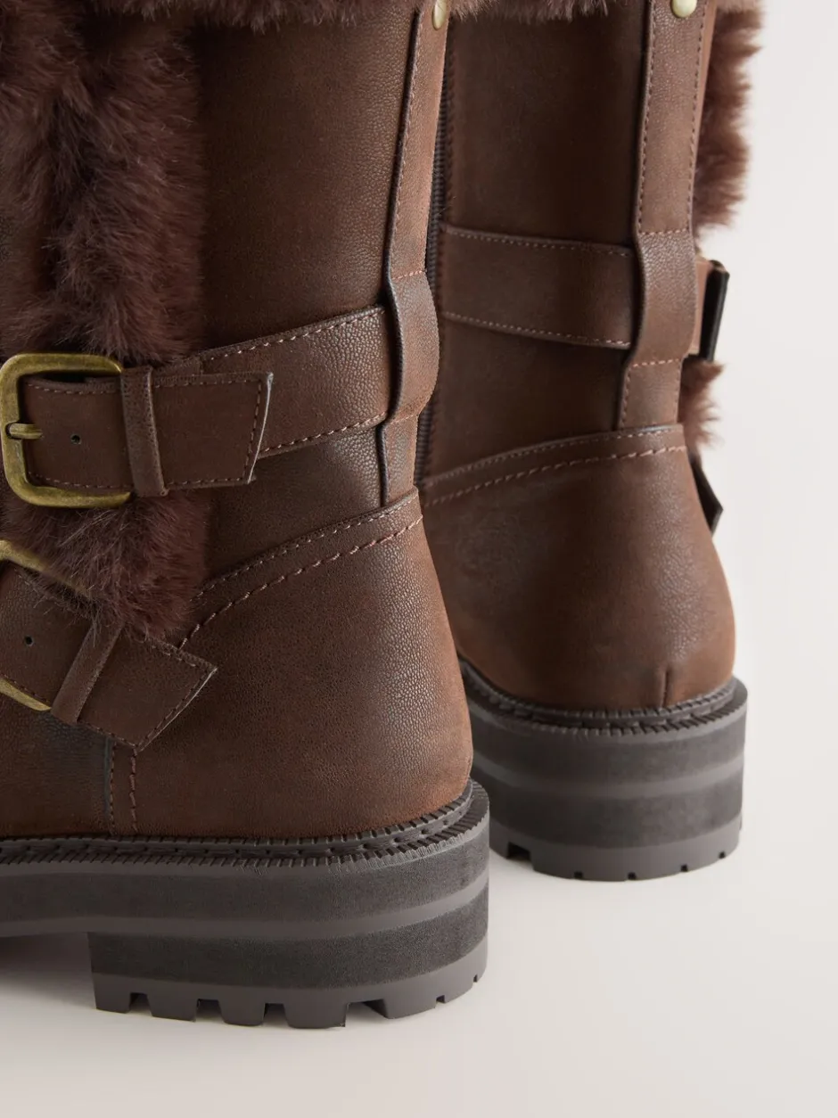 Ruimvallend En Extraruimvallend|Boots|Next - Forever Comfort® enkellaarzen met dubbele gesp en voering van imitatiebont Chocoladebruin