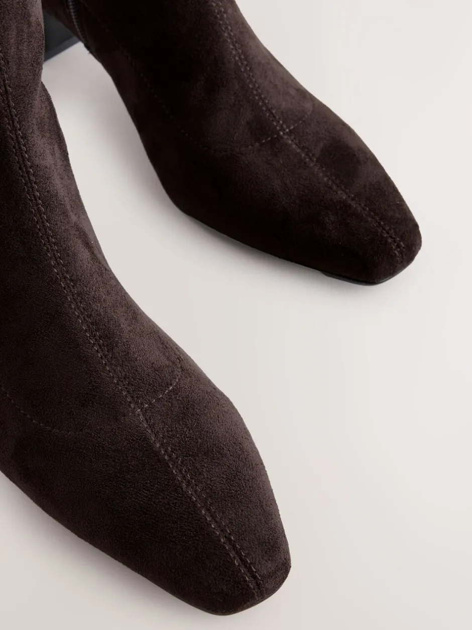 Ruimvallend En Extraruimvallend|Boots*Next - Forever Comfort® kniehoge soklaarzen met afgeronde spitse neus Chocoladebruin