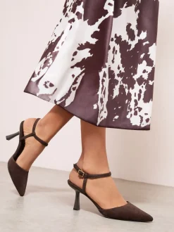 Schoenen Met Hakken*Friends Like These - Mid Stiletto Heel Ankle Strap Formal Court Shoes Chocoladebruin