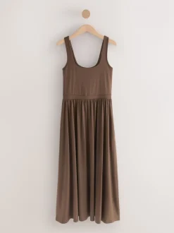 Jurken*Next - Getailleerde jersey zomerjurk Chocoladebruin