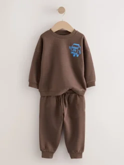 Joggingbroeken|Sweaters En Hoody´S|Next - Printed Crew Neck Sweat Top & Joggers Set (3mths-7yrs) Chocoladebruin