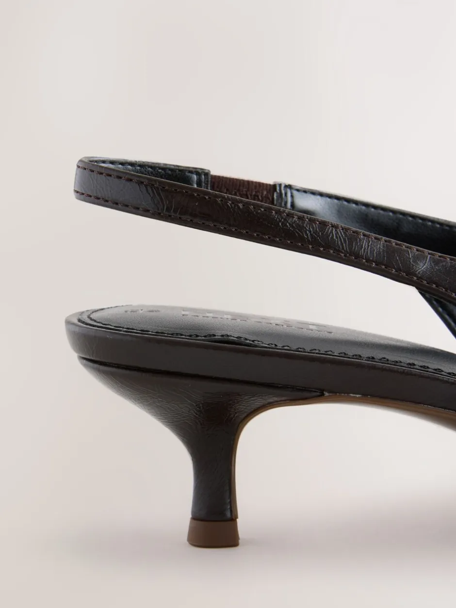 Schoenen Met Hakken*Next - Punt Toe Lage Slingback Naaldhak Schoenen Chocoladebruin
