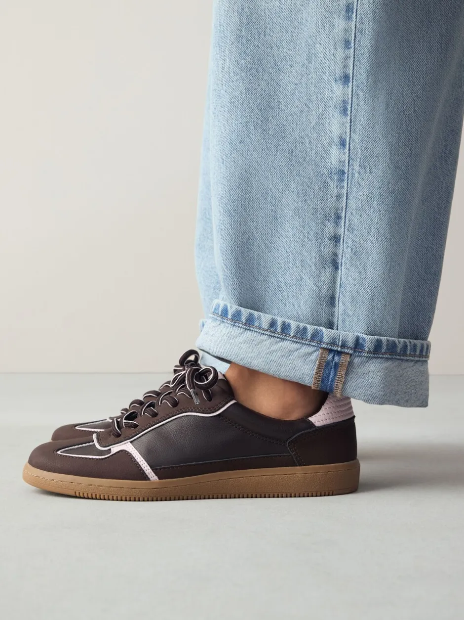 Sneakers*Next Chocoladebruin - Sneaker met veters