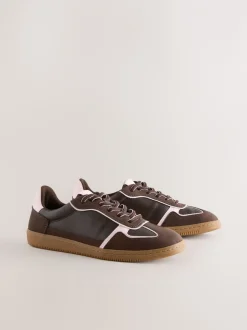 Sneakers*Next Chocoladebruin - Sneaker met veters
