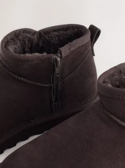 Boots|Next - Waterafstotende enkellaarzen van imitatiebont Chocoladebruin suède