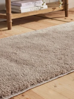 Vloerkleden En Lopers|Vloerkleden En Lopers|Next Comfortabele wasbare lopers voor onregelmatige ondergrond Lichtgrijs